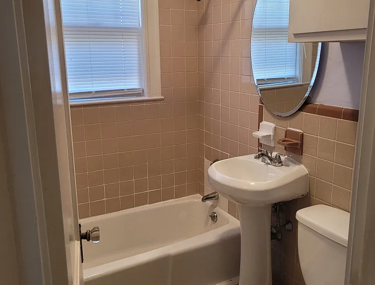13 Victory Ave #4 — Photo 9