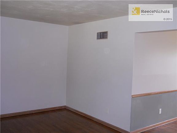 4th image of 7303 Greeley Ave