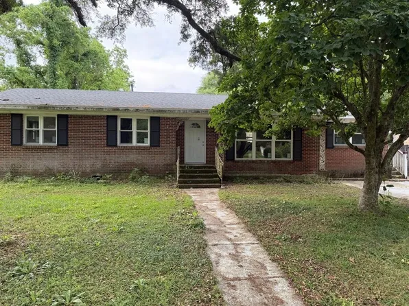 2779 S Grafhill Dr, Mobile, AL 36606