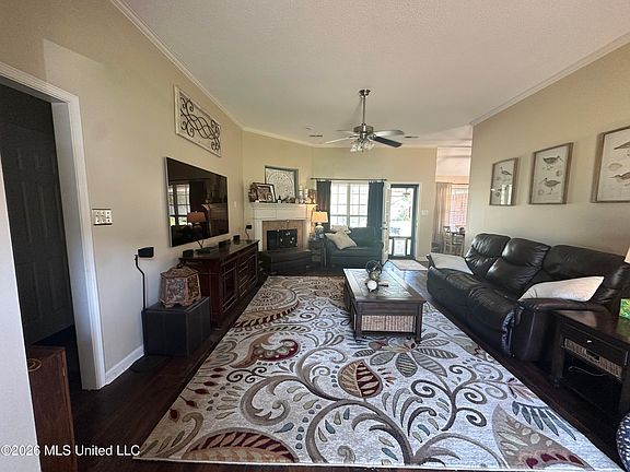 2nd image of 10330 Loftin Dr