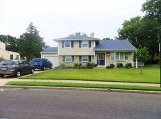 40 La Gorce Blvd, Burlington, NJ 08016