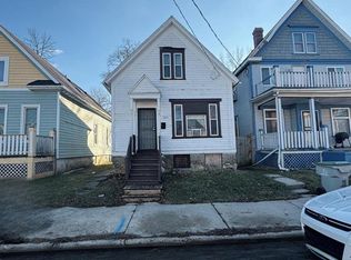 1319 West Groeling AVENUE, Milwaukee, WI 53206