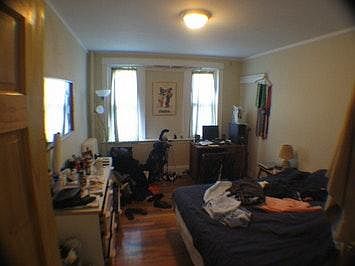 2nd image of 244 Kelton St #Sd12