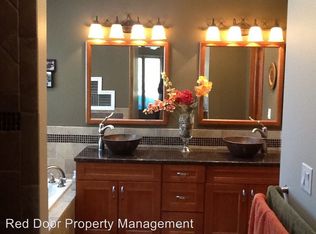 9956 Aegean Rd, Fishers, IN 46037