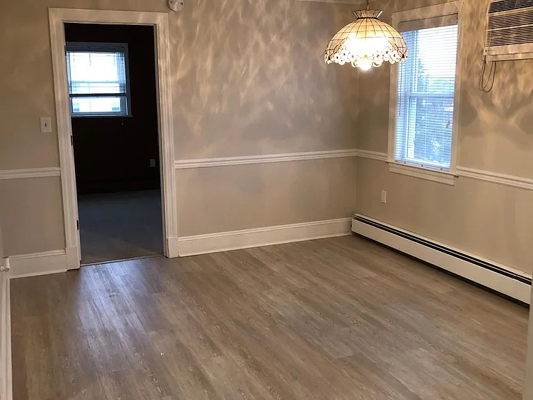 34 James St #2 — Photo 1