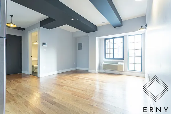 Rented by ERNY LLC | media 15