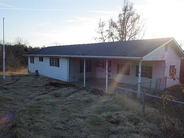 1st image of 13006 Eastwood Dr