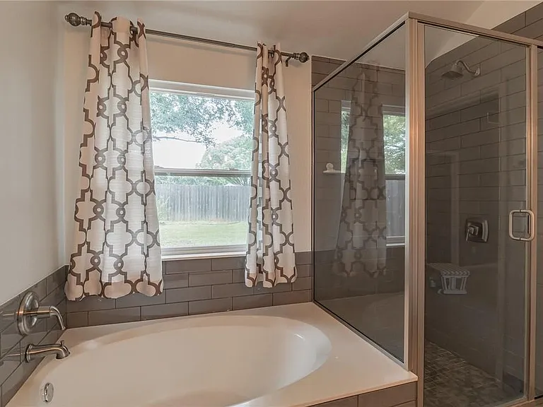 403 Rosedale Blvd — Photo 21