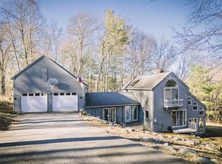 2 Main Dr, Wenham, MA 01984