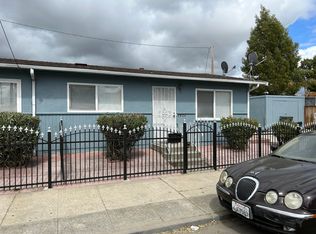 5904 Harmon Ave, Oakland, CA 94621