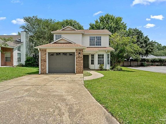 2nd image of 3514 Silvertree Ln