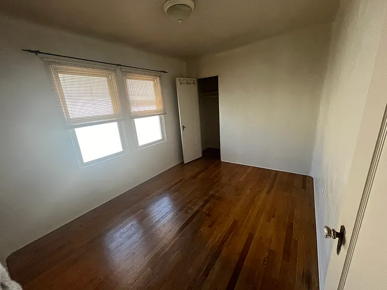631 Water St — Photo 5