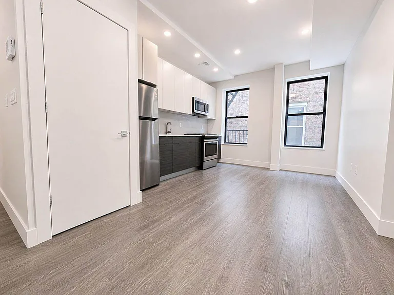 1578 Union St #2G — Photo 3