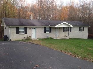 804 Spring St, Red Boiling Springs, TN 37150