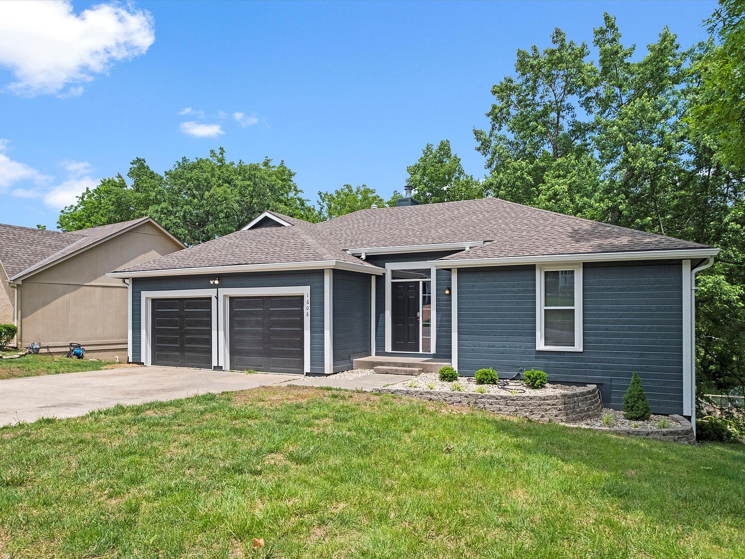 1608 N Hunter Dr, Olathe, KS 66061 | Zillow