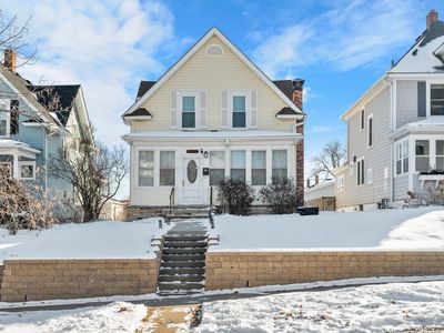 562 Ottawa Ave, Saint Paul, MN, 55107