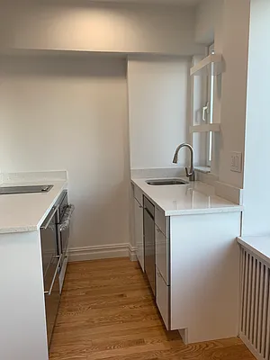 Rented by Buchbinder & Warren | media 3