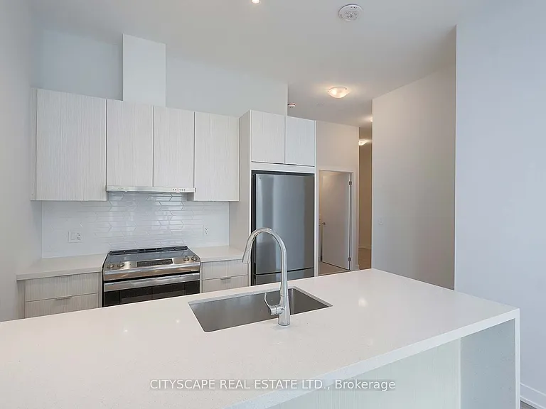 430 Square One Dr #426 — Photo 13