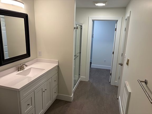 Utility closet with washer and dryer