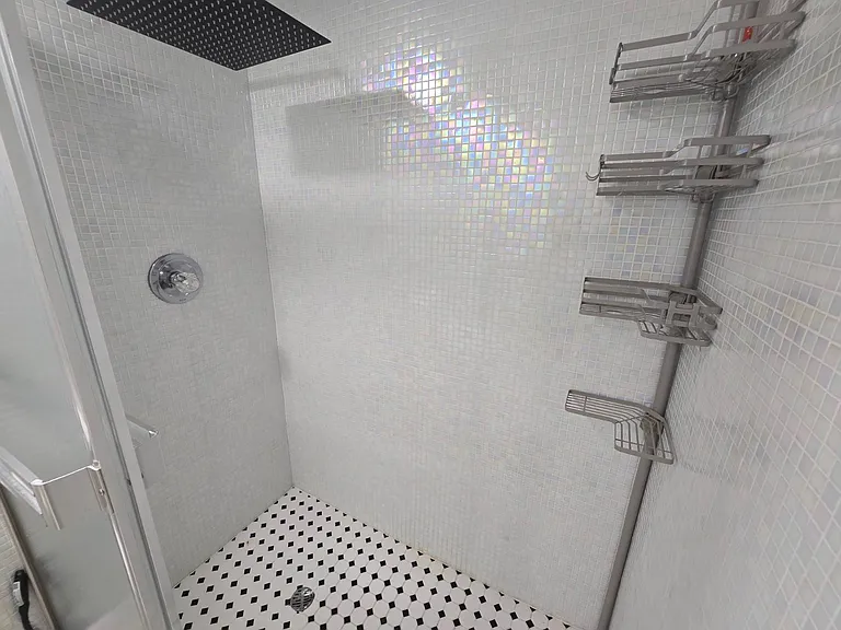 2511 N Orangewood St — Photo 12