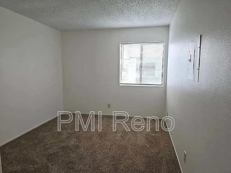 2750 Plumas St #303 — Photo 13