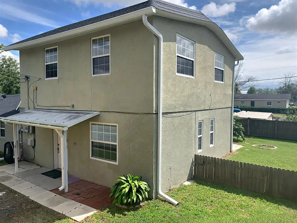 3 bed, 2.5 bath, 1500 sqft, $2,450 — Photo 1