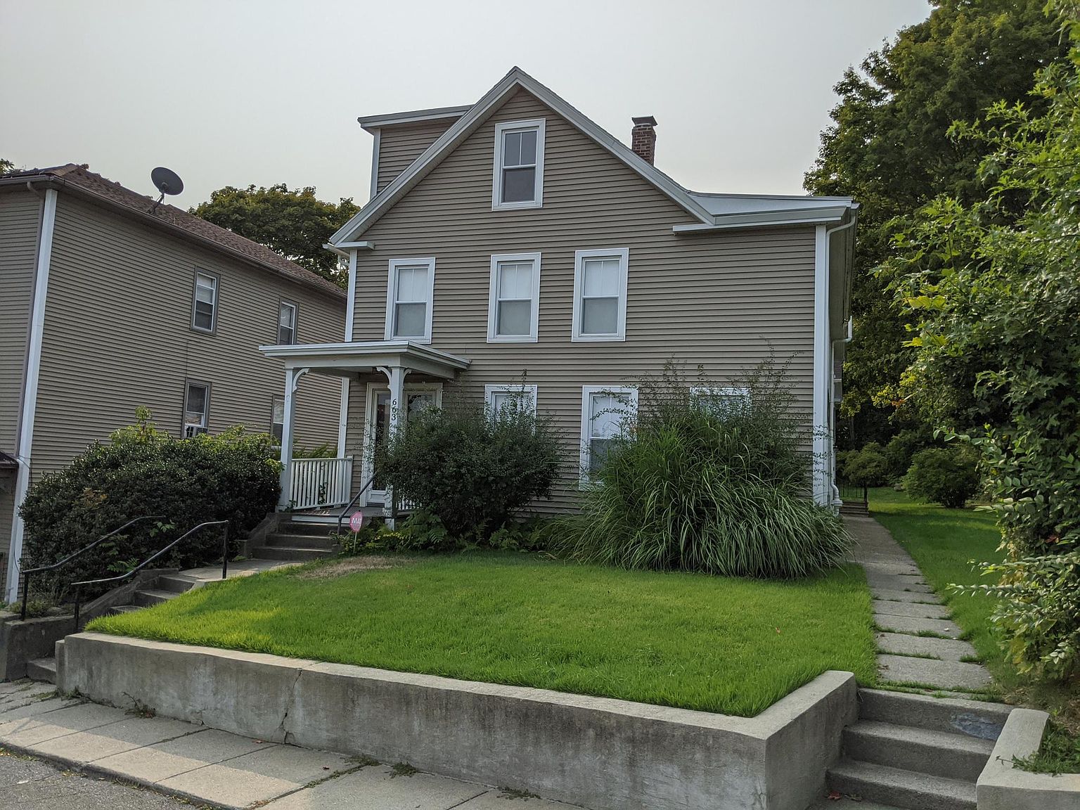 663 Southbridge St 1 Worcester Ma 01610 Zillow