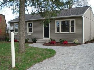 98 Longmeadow Ave, Warwick, RI 02889