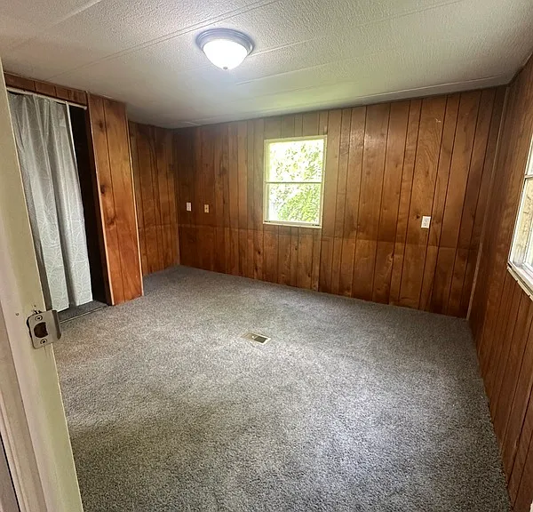 615 S 2nd St #1 — Photo 7