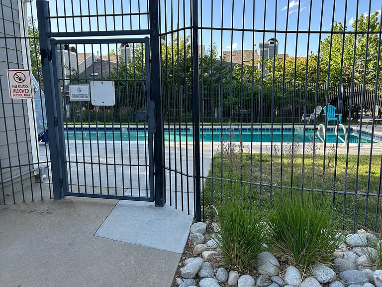 356 S Taft Ct #105 — Photo 12