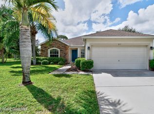 237 Briarcliff Cir, Sebastian, FL 32958