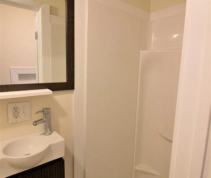 505 S Oak St — Photo 8