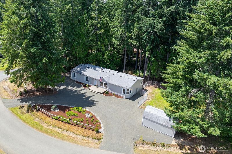 2nd image of 21 E Willopa Road