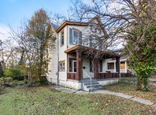5213 Kenwood Rd, Cincinnati, OH 45227