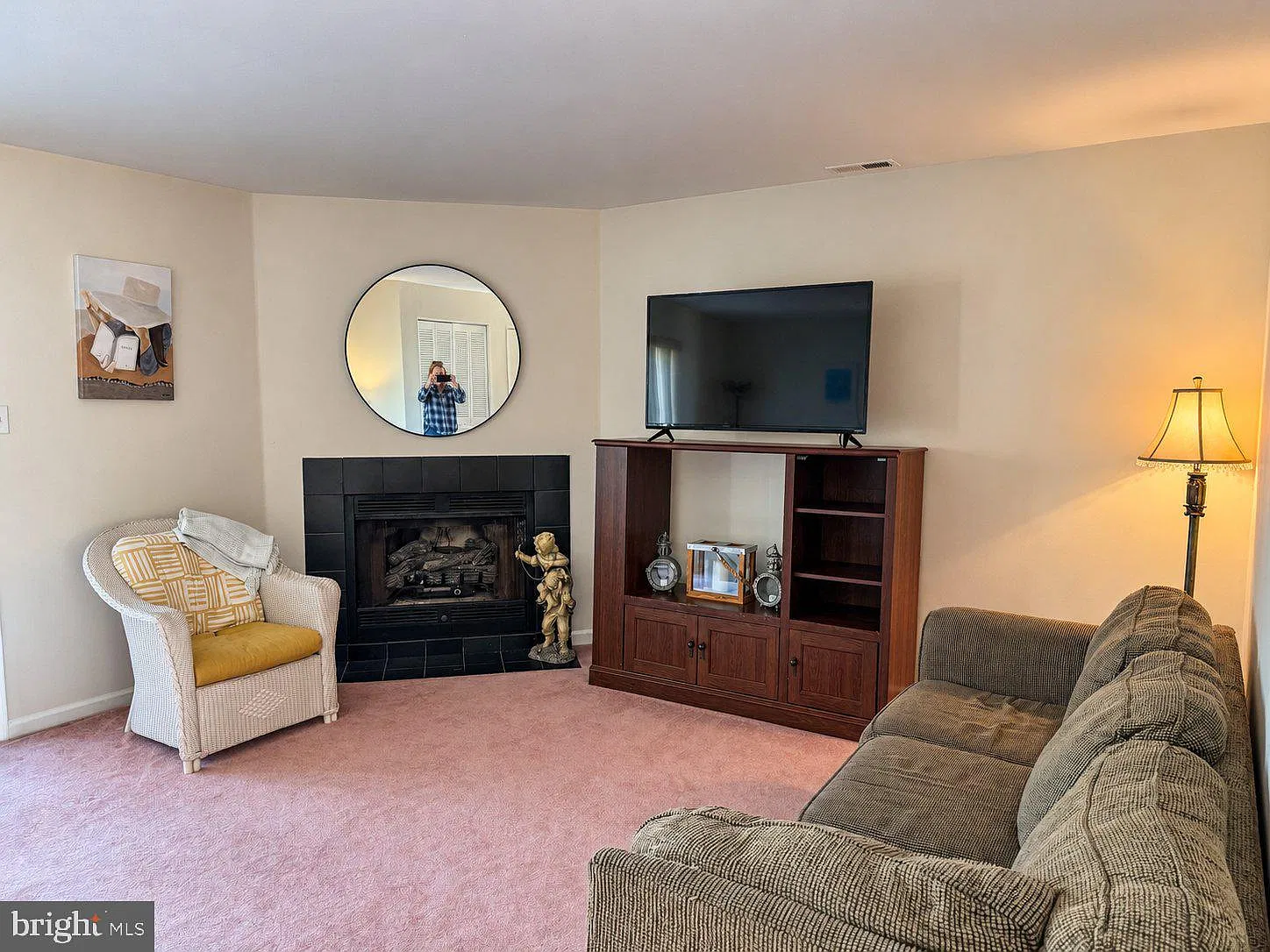2 bed, 6.0 bath, 3360 sqft, $2,100 — Photo 4