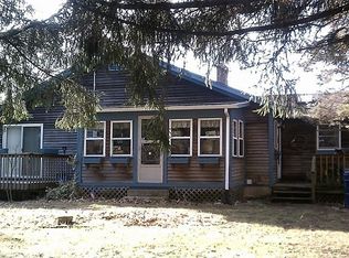 4 W Shannock Rd, Richmond, RI 02875