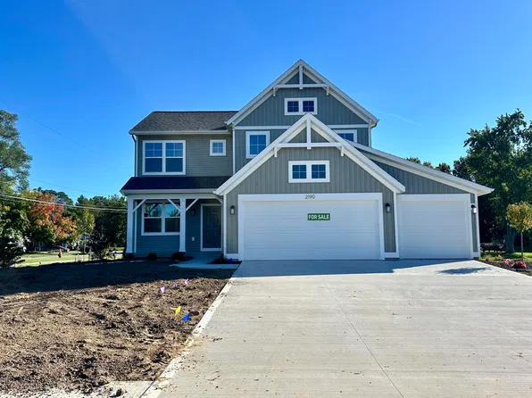 2190 Emerald Shore Cir, Grand Rapids, MI 49525