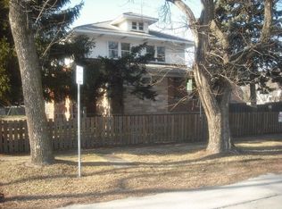 6 S Monterey Ave APT F, Villa Park, IL