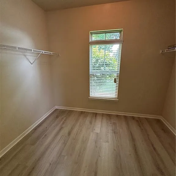852 Nevis Way — Photo 17