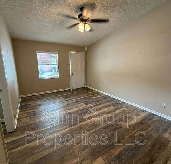 2366 Lake Dr NW — Photo 4