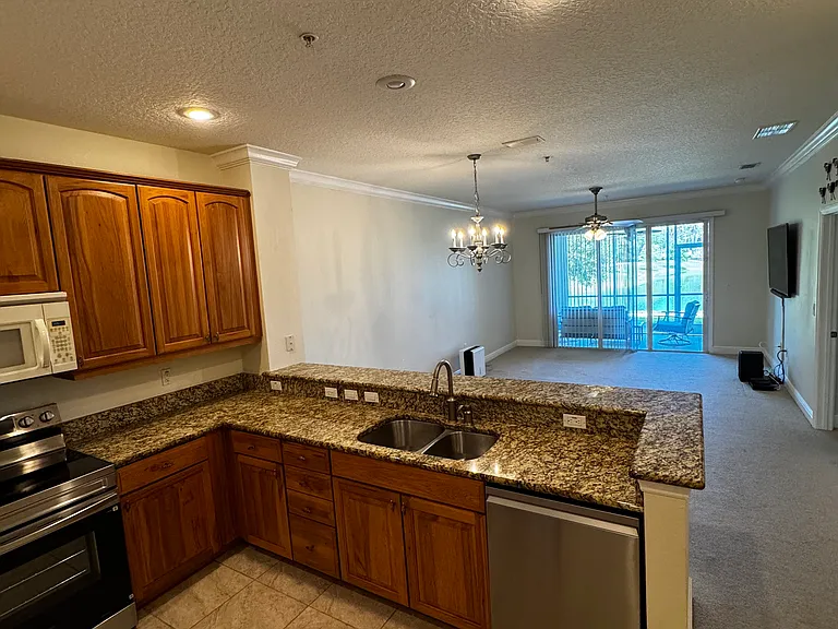 75 Riverview Bnd S #1614 — Photo 3