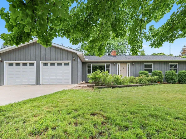 10691 Roepke Rd, Chelsea, MI 48118