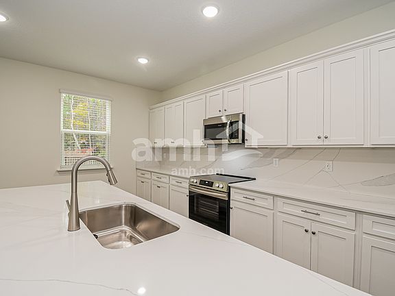 3rd image of 96810 Blackrock Cove Way