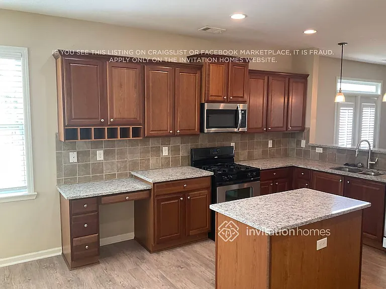 765 Stillrock Dr SW — Photo 4