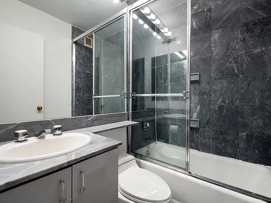 Sold by Sotheby's International Realty | media 8