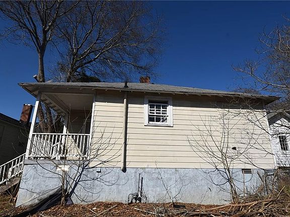 5th image of 68 Poplar St