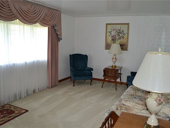 5th image of 12260 Linshan Dr