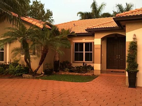 2nd image of 16933 NW 89th Ct