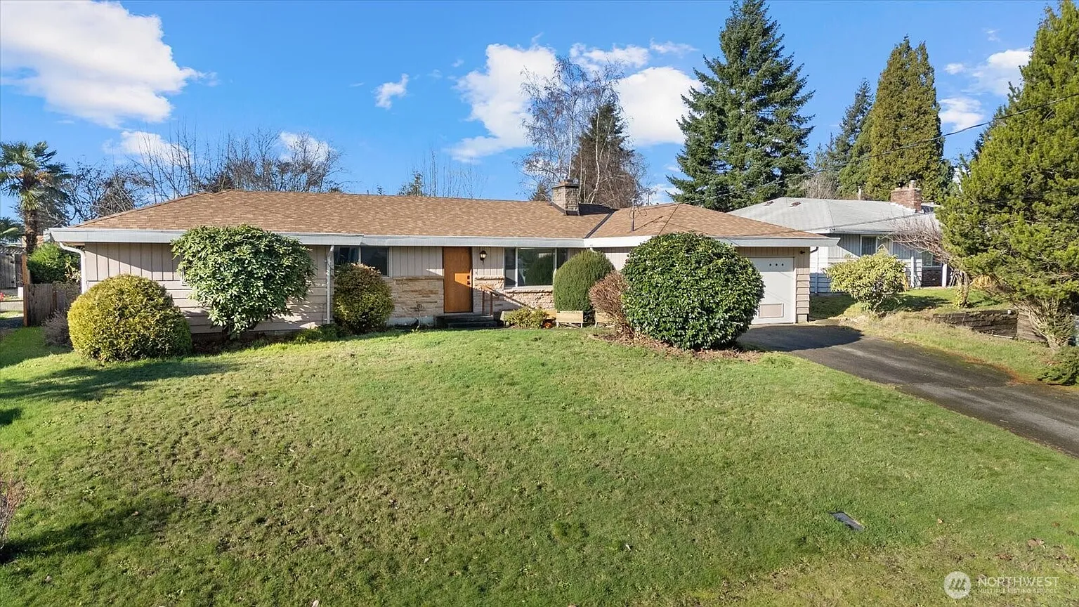 18921 34th Avenue S photo 1