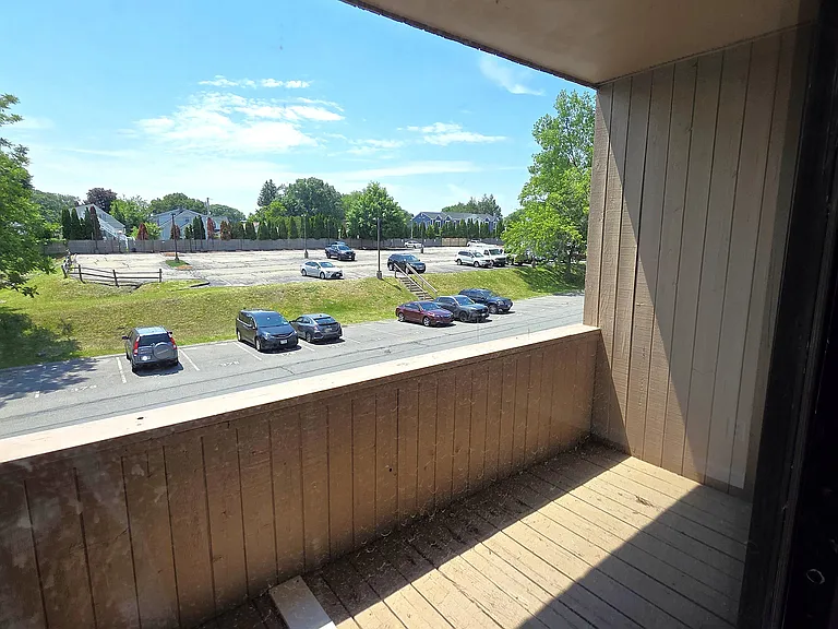 48 Shrewsbury Green Dr #I — Photo 20
